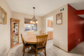 Photo #5: 6964642 Listing 