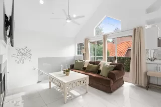 Photo #5: 6964804 Listing 