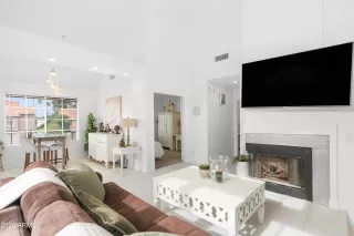 Photo #6: 6964804 Listing 