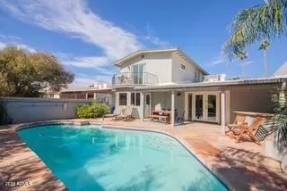 Photo #2: 6964946 Listing 