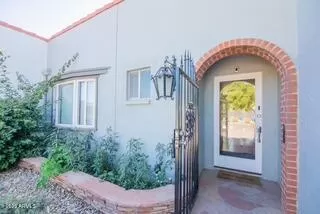 Photo #5: 6964946 Listing 