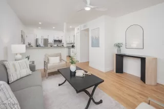 Photo #2: 6964984 Listing 