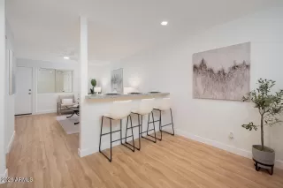 Photo #4: 6964984 Listing 