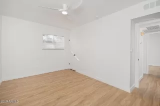 Photo #5: 6964984 Listing 