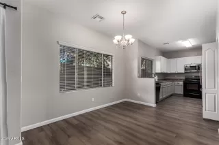 Photo #6: 6965197 Listing