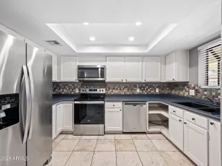 Photo #3: 6965287 Listing 