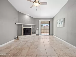 Photo #5: 6965287 Listing 