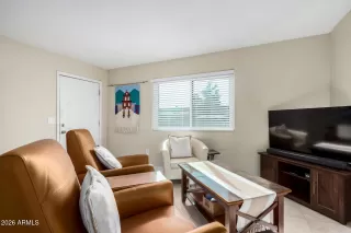 Photo #3: 6965305 Listing 