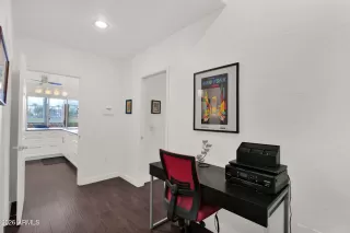 Photo #6: 6965488 Listing 