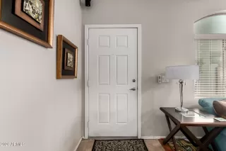 Photo #5: 6965567 Listing