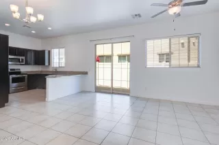 Photo #2: 6965591 Listing 