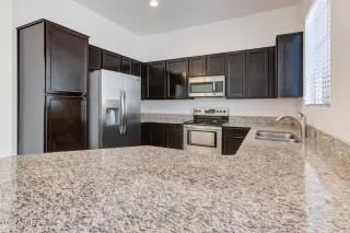 Photo #3: 6965591 Listing 