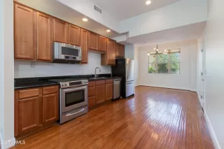 Photo #2: 6965749 Listing 