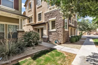 Photo #1: 6965801 Listing 