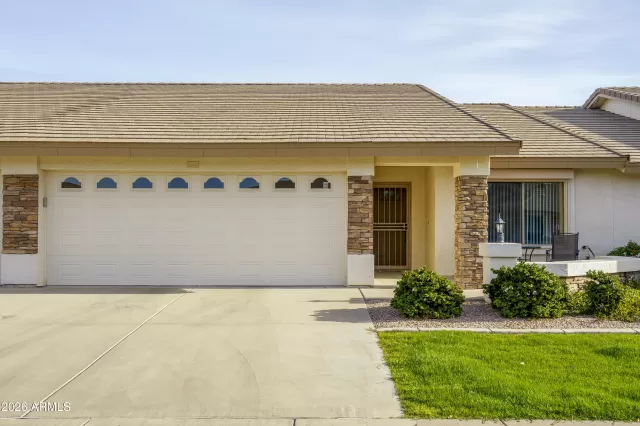 MLS: 6965917 Condo For Sale