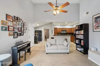 Photo #3: 6966197 Listing