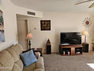 Photo #5: 6966280 Listing 