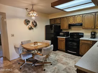 Photo #6: 6966280 Listing 