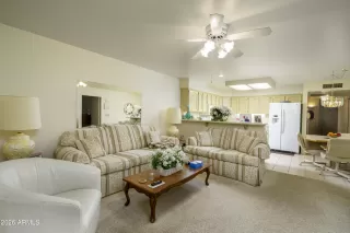 Photo #4: 6966282 Listing