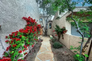 Photo #3: 6966625 Listing 