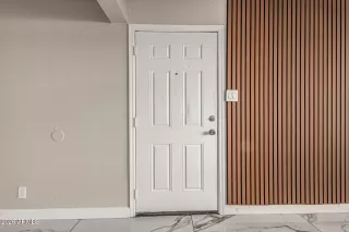 Photo #6: 6966691 Listing 