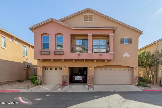 MLS: 6966753 Condo For Sale