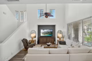 Photo #4: 6966839 Listing 