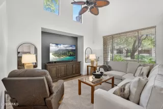 Photo #5: 6966839 Listing 