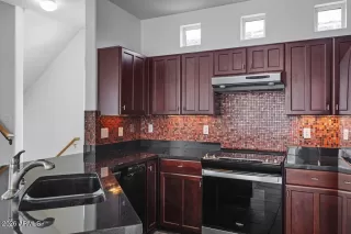 Photo #3: 6966871 Listing 