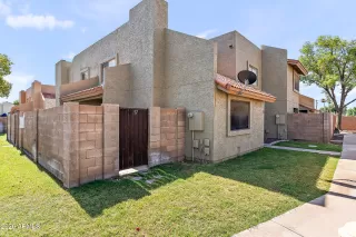 Photo #2: 6966976 Listing