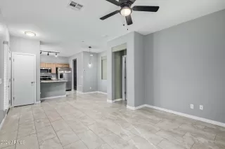 Photo #5: 6967538 Listing 