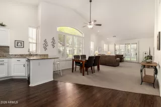 Photo #1: 6967938 Listing 