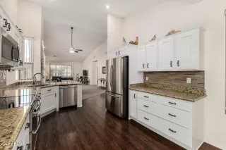 Photo #2: 6967938 Listing 