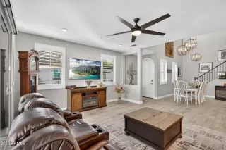 Photo #3: 6967992 Listing 