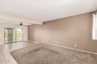 Photo #3: 6968517 Listing 