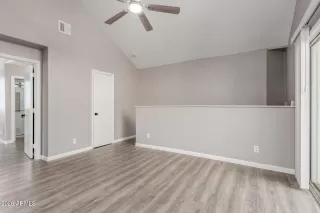 Photo #4: 6968676 Listing 