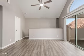 Photo #5: 6968676 Listing 