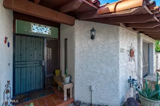 Photo #3: 6968692 Listing 