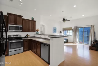 Photo #1: 6968699 Listing 