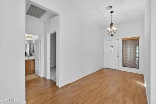 Photo #1: 6969001 Listing 