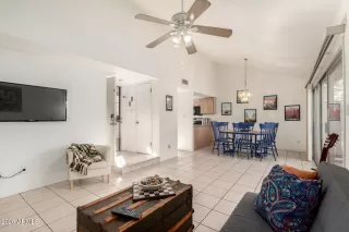 Photo #3: 6969140 Listing 