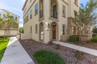 Photo #1: 6969262 Listing 