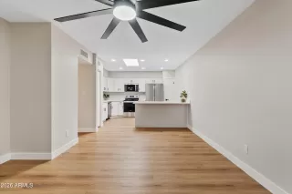 Photo #3: 6969281 Listing 