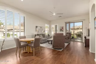 Photo #6: 6969456 Listing 