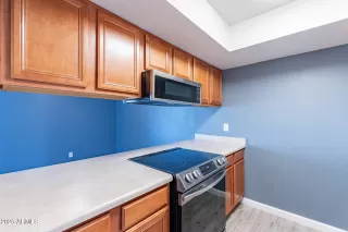 Photo #3: 6969605 Listing 