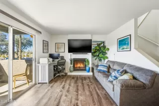 Photo #1: 6969891 Listing 