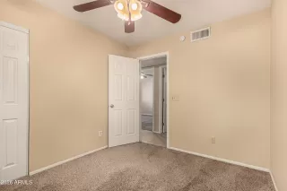 Photo #6: 6970033 Listing 