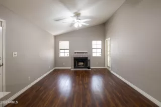 Photo #6: 6970152 Listing 