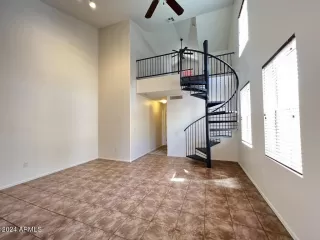 Photo #6: 6970217 Listing 