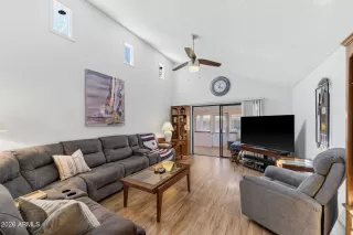 Photo #4: 6970270 Listing 